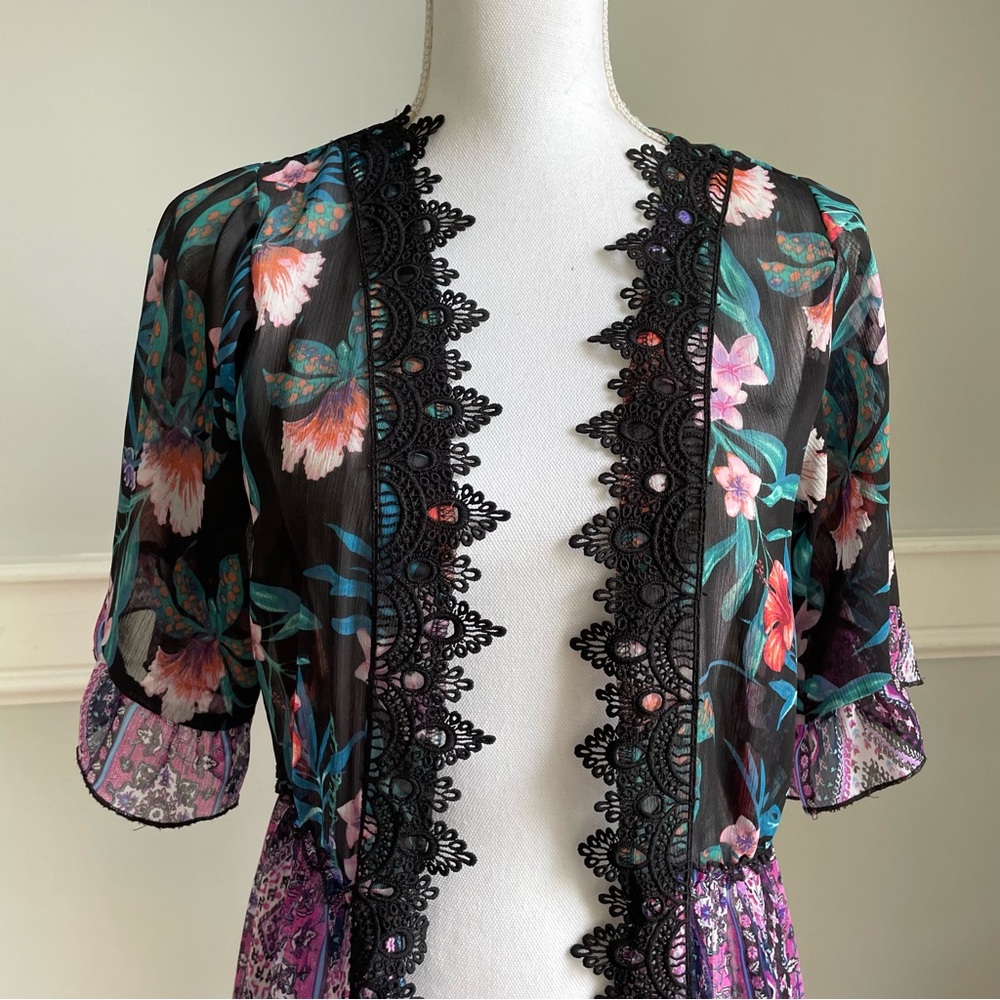 Tru Self Sheer Tropical Floral Kimono Blouse w/ Black Lace Trim – Size Small - Picture 2 of 9